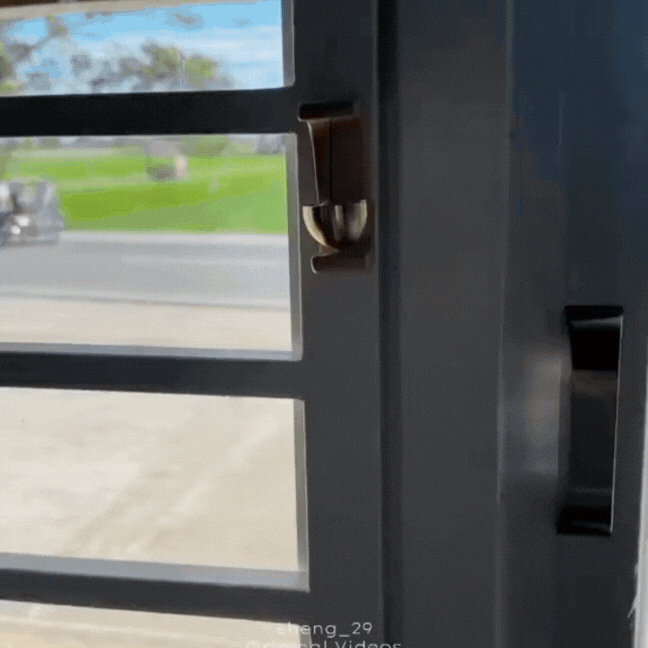 Solid Wooden Round Doorbell with Magnetic Brass Wind